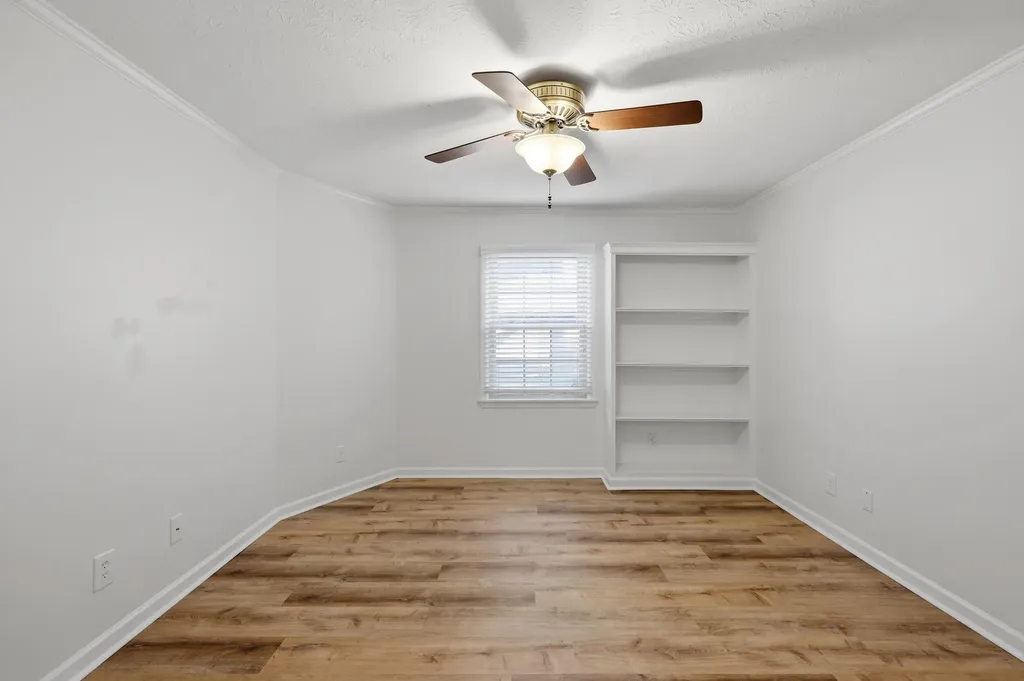 1167 Turkey Foot Road Lexington KY 40502