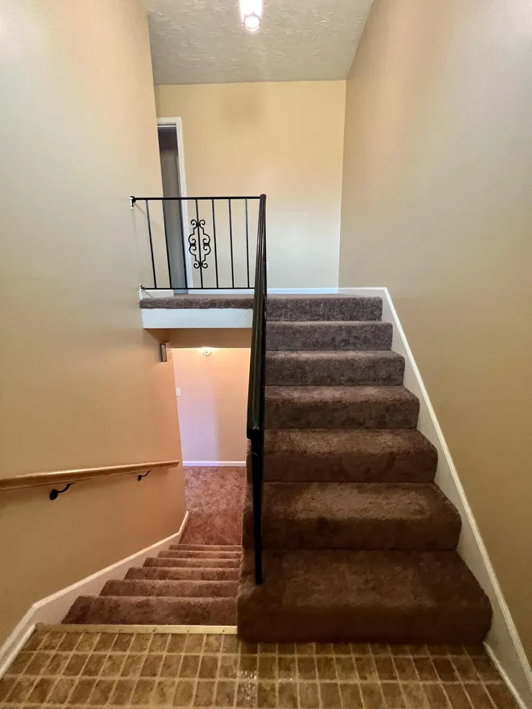3327 Wood Valley Court Lexington KY 40502