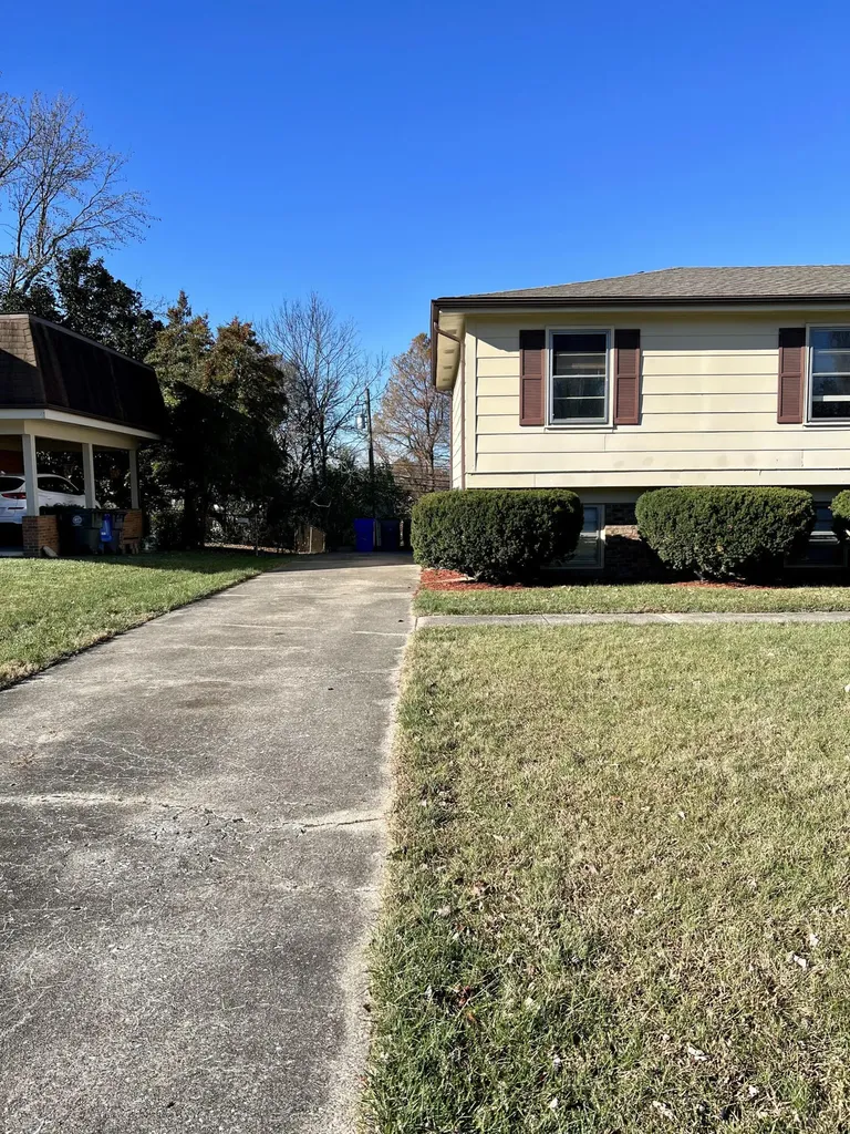 3327 Wood Valley Court Lexington KY 40502