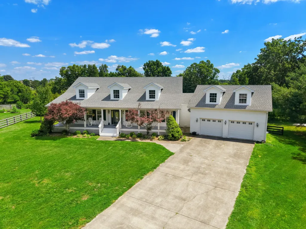 205 Revere Way Versailles KY 40383