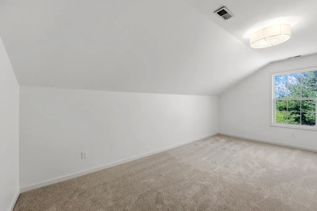 205 Revere Way Versailles KY 40383