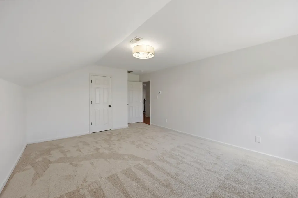 205 Revere Way Versailles KY 40383