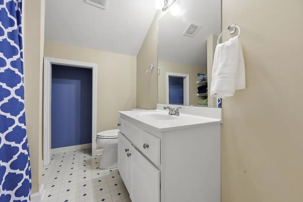 205 Revere Way Versailles KY 40383