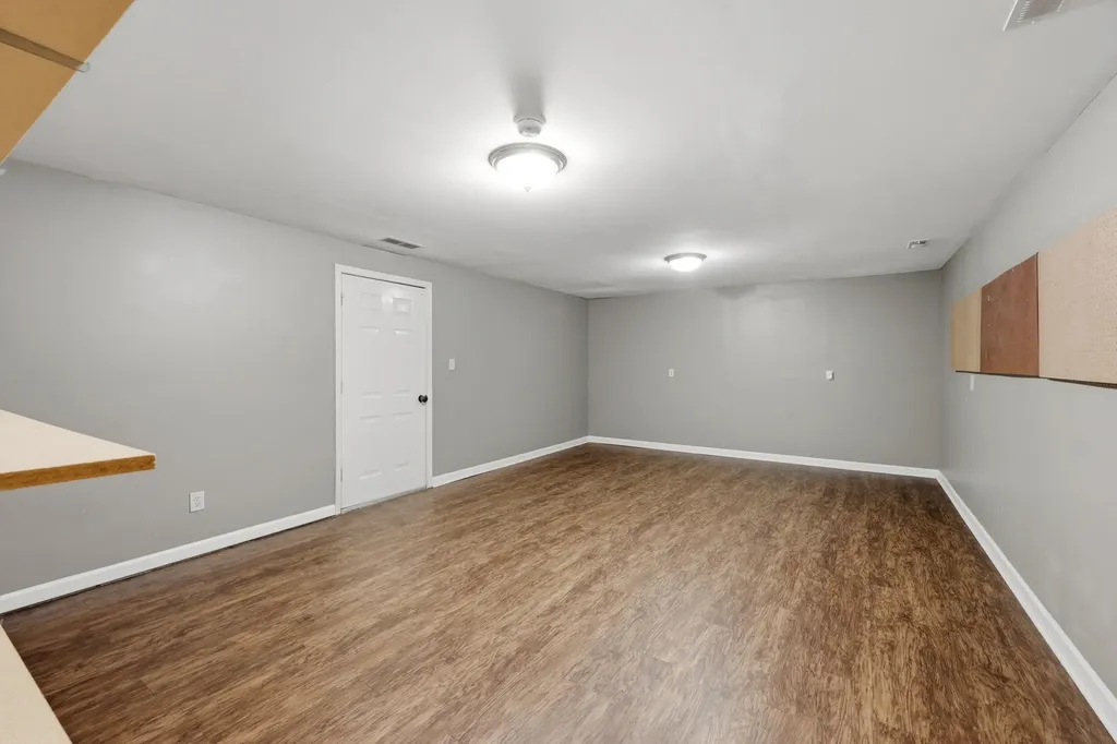 205 Revere Way Versailles KY 40383