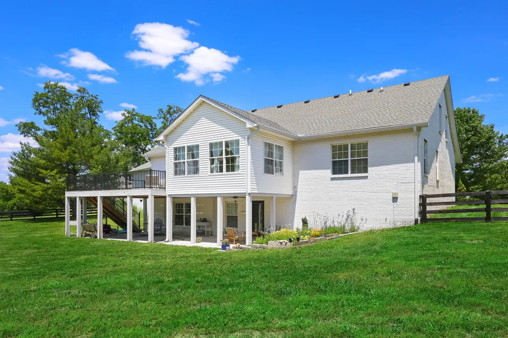 205 Revere Way Versailles KY 40383