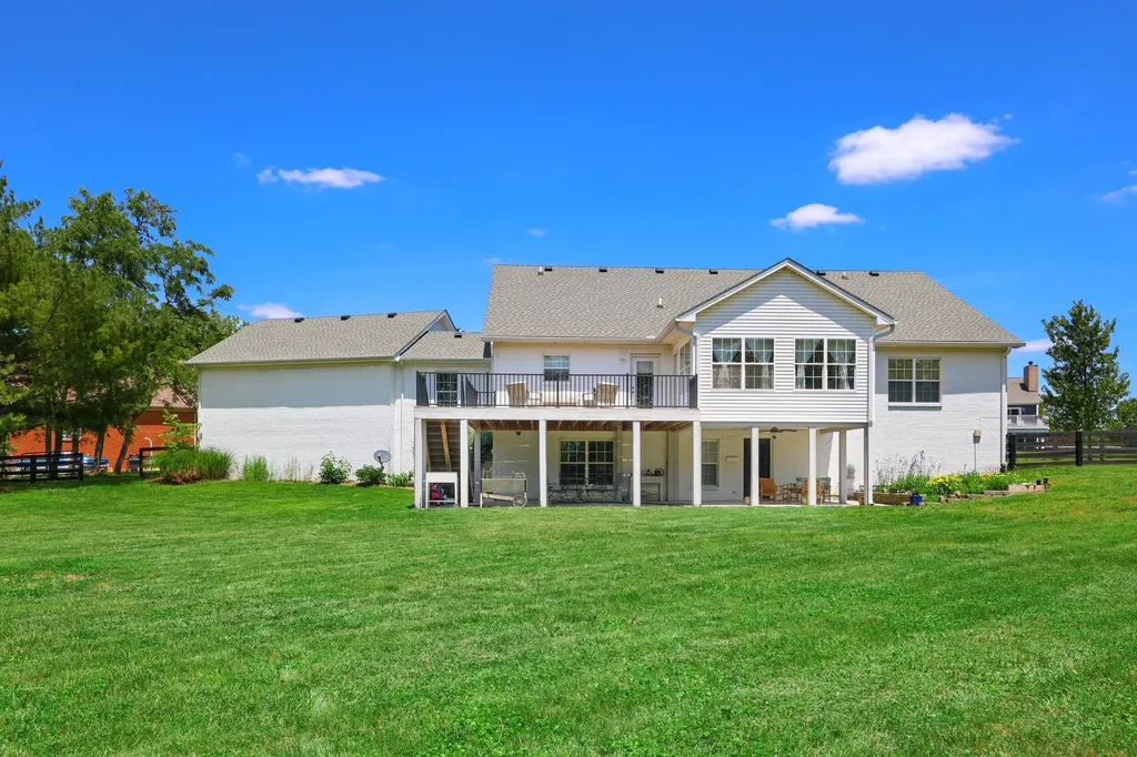 205 Revere Way Versailles KY 40383