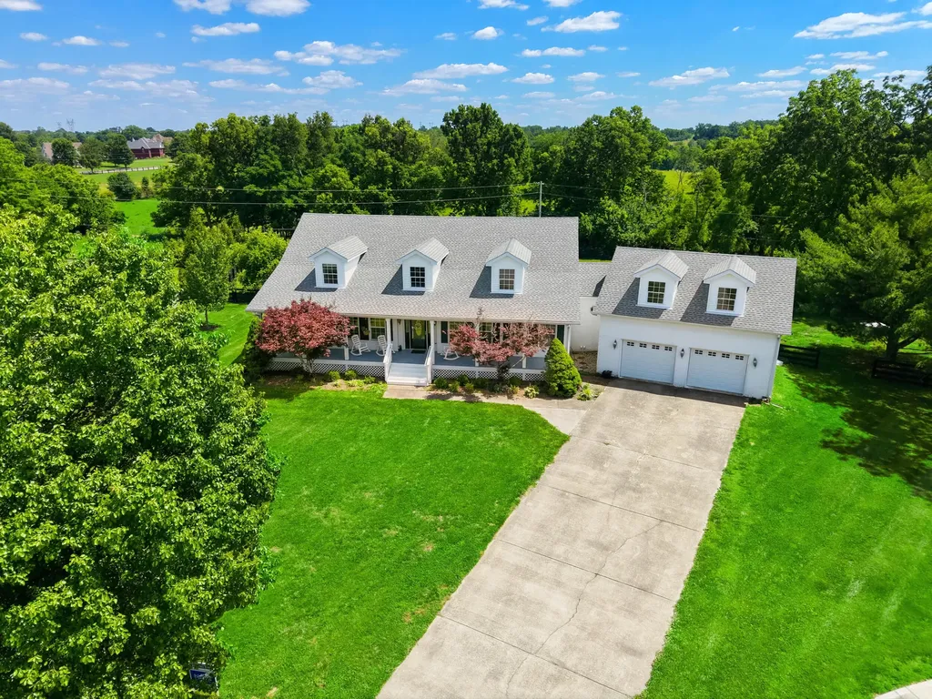 205 Revere Way Versailles KY 40383