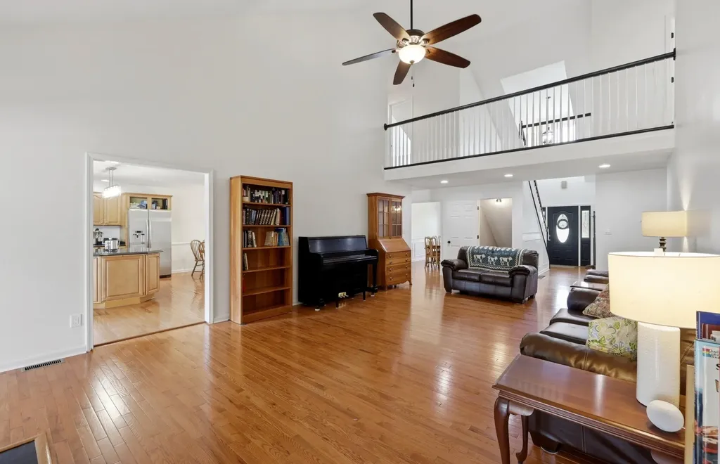 205 Revere Way Versailles KY 40383