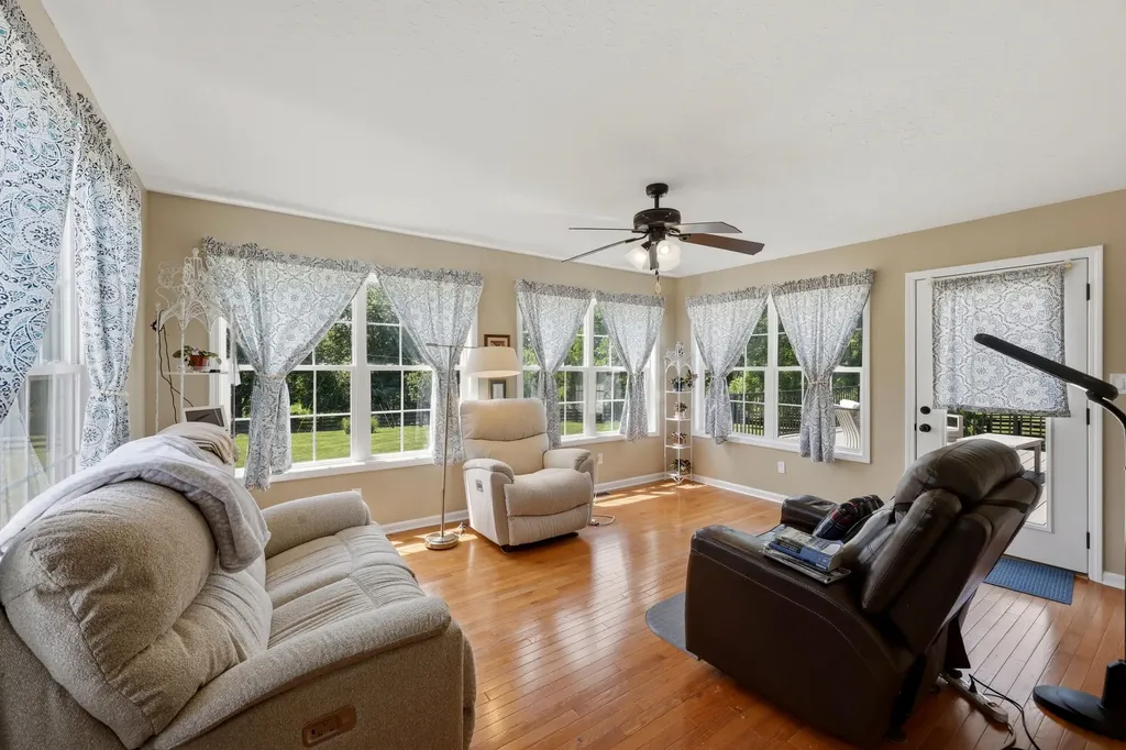 205 Revere Way Versailles KY 40383