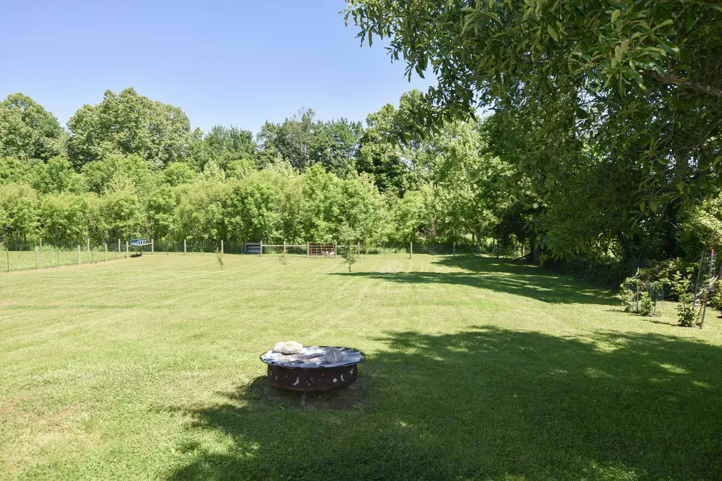 66 Leisure Lane Olympia KY 40358