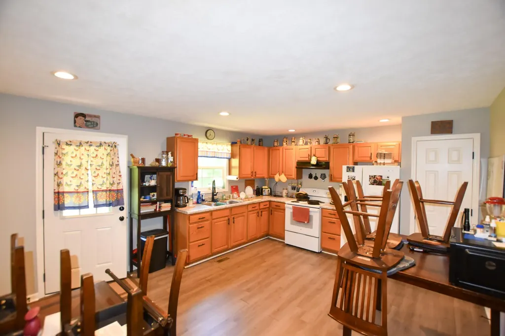 66 Leisure Lane Olympia KY 40358