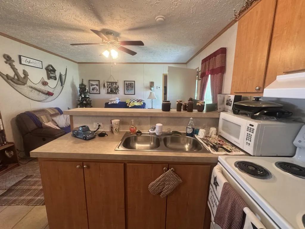 805 State Highway 1611 Russell Springs KY 42642