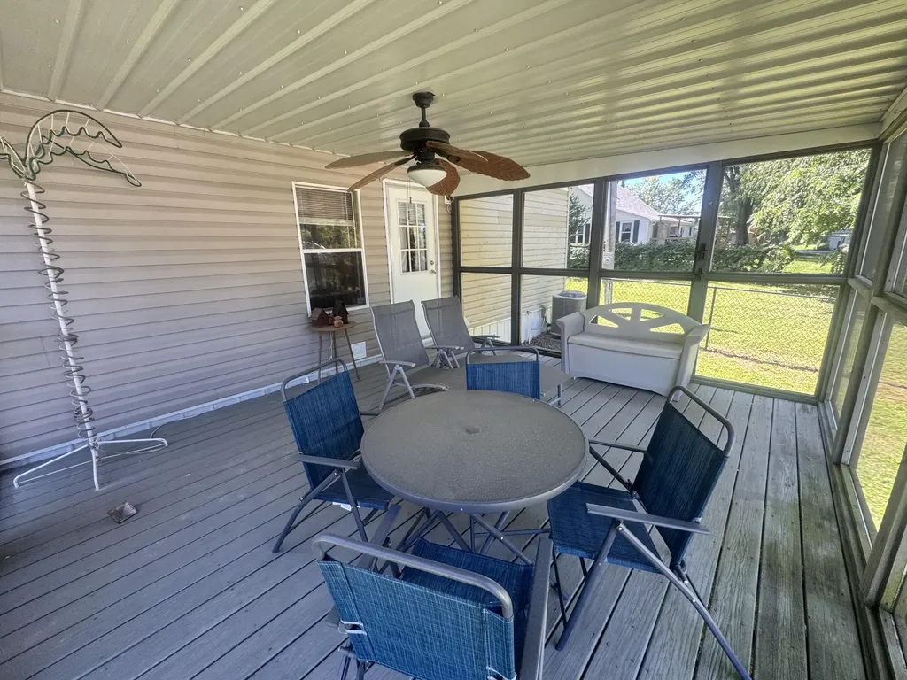 805 State Highway 1611 Russell Springs KY 42642