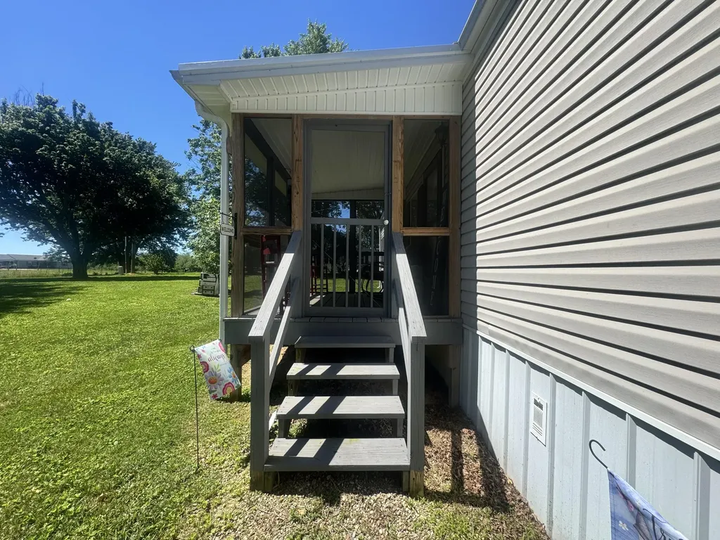 805 State Highway 1611 Russell Springs KY 42642