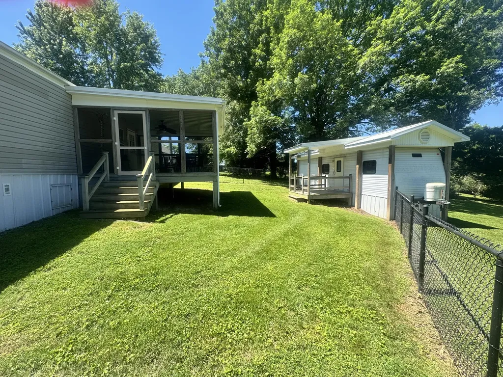 805 State Highway 1611 Russell Springs KY 42642