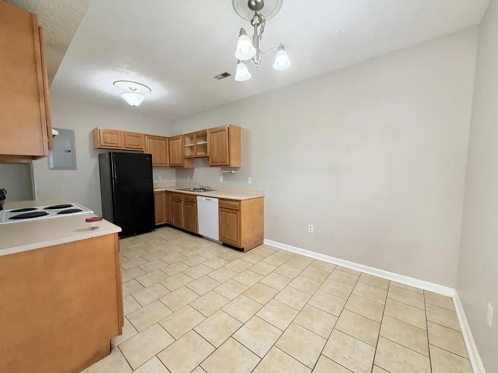135 Woods Trail Richmond KY 40475