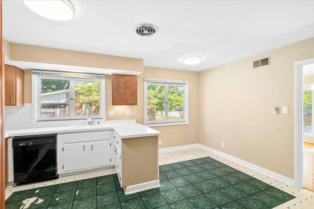 3287 Nantucket Drive Lexington KY 40502