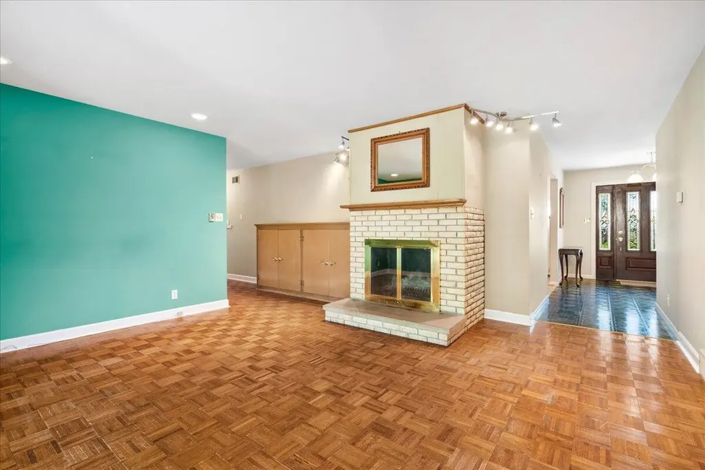 3287 Nantucket Drive Lexington KY 40502