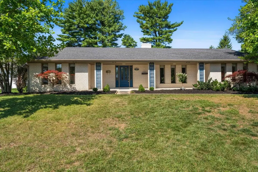 3287 Nantucket Drive Lexington KY 40502