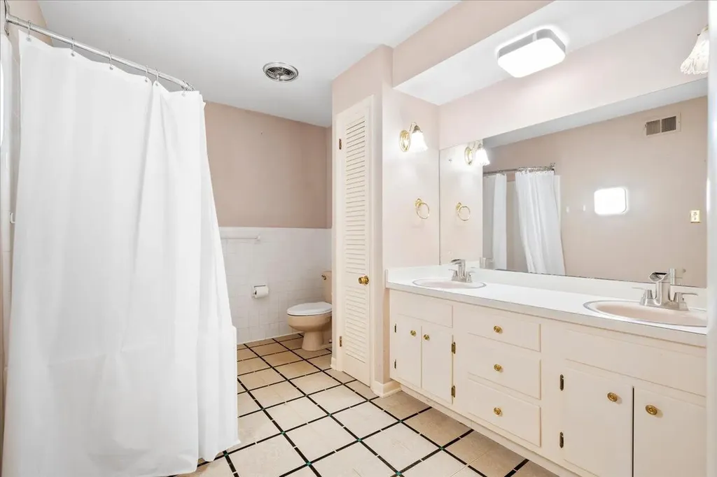 3287 Nantucket Drive Lexington KY 40502