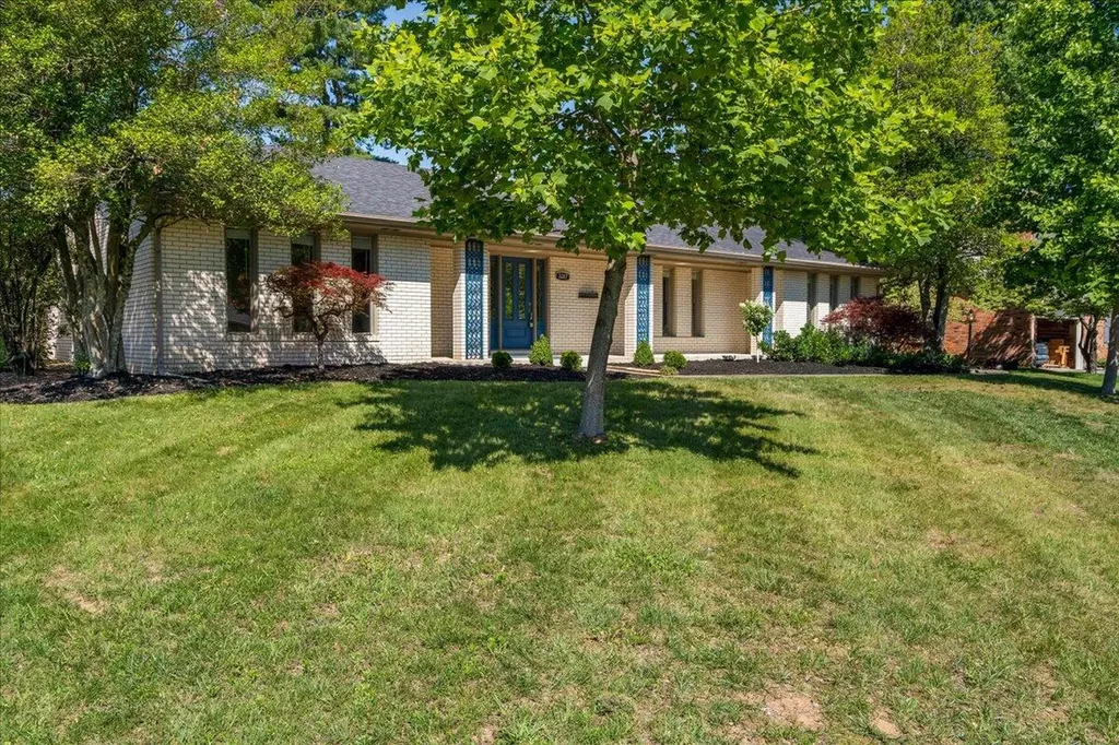 3287 Nantucket Drive Lexington KY 40502