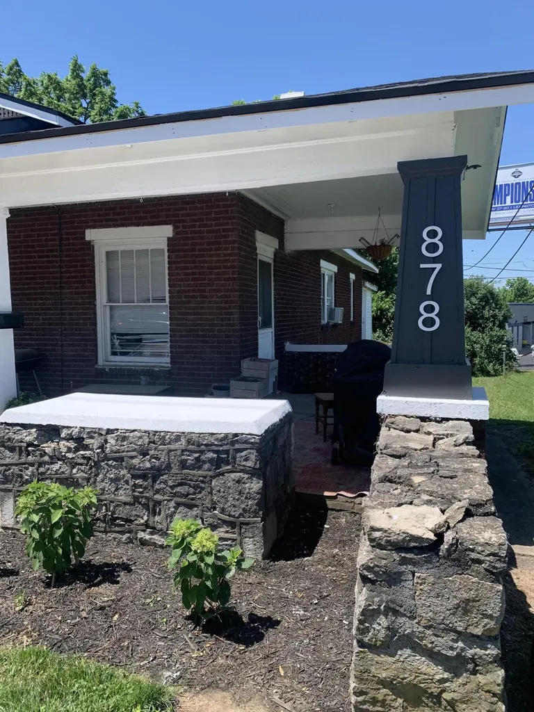 876-878 Angliana Avenue Lexington KY 40508