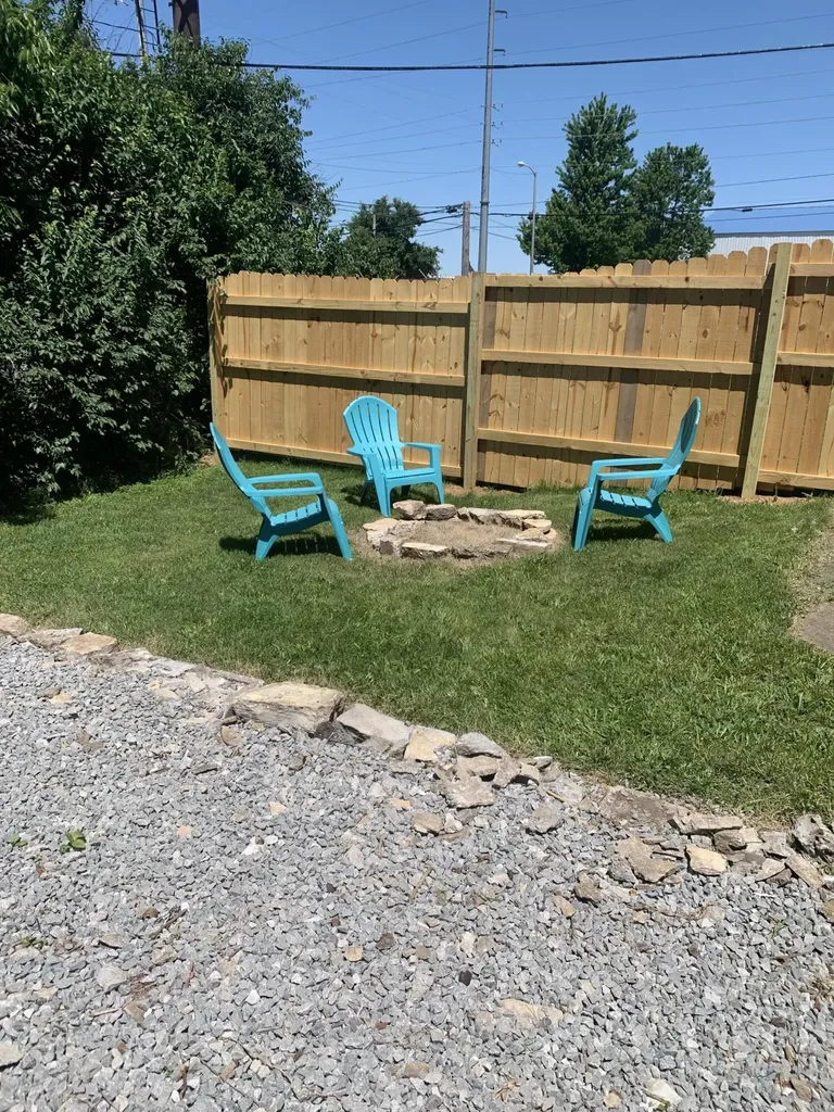 876-878 Angliana Avenue Lexington KY 40508