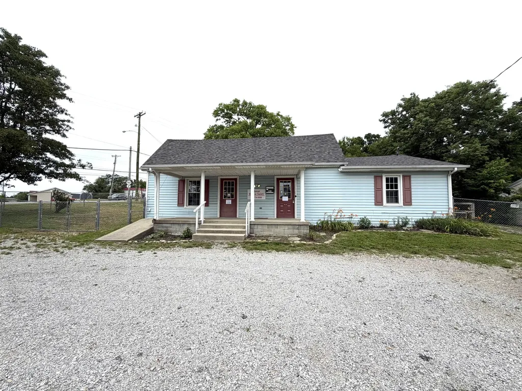 165 Eminence Avenue Harrodsburg KY 40330