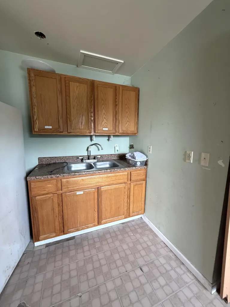 165 Eminence Avenue Harrodsburg KY 40330