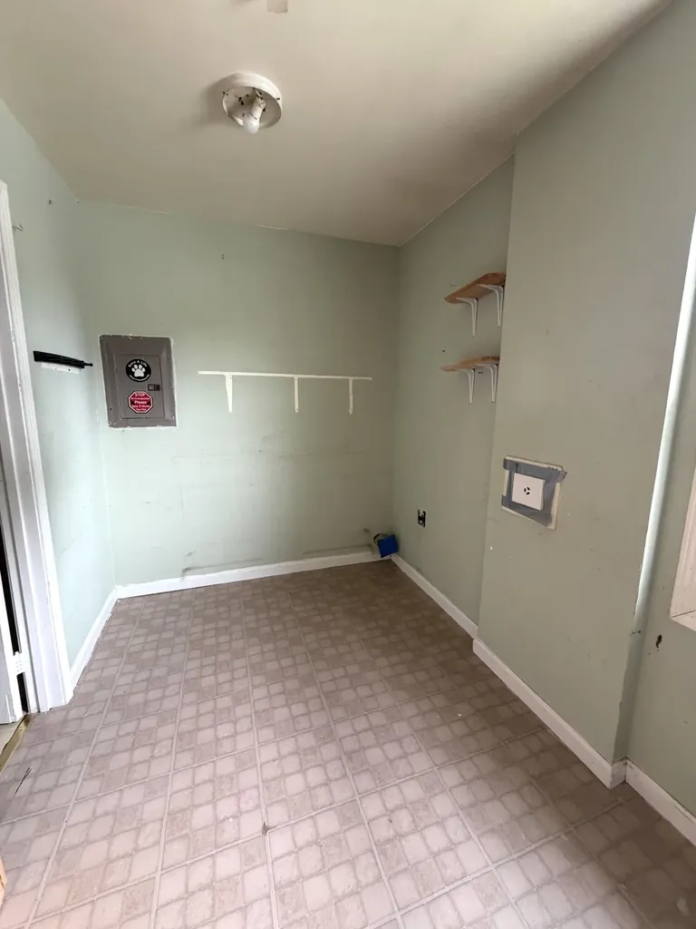 165 Eminence Avenue Harrodsburg KY 40330
