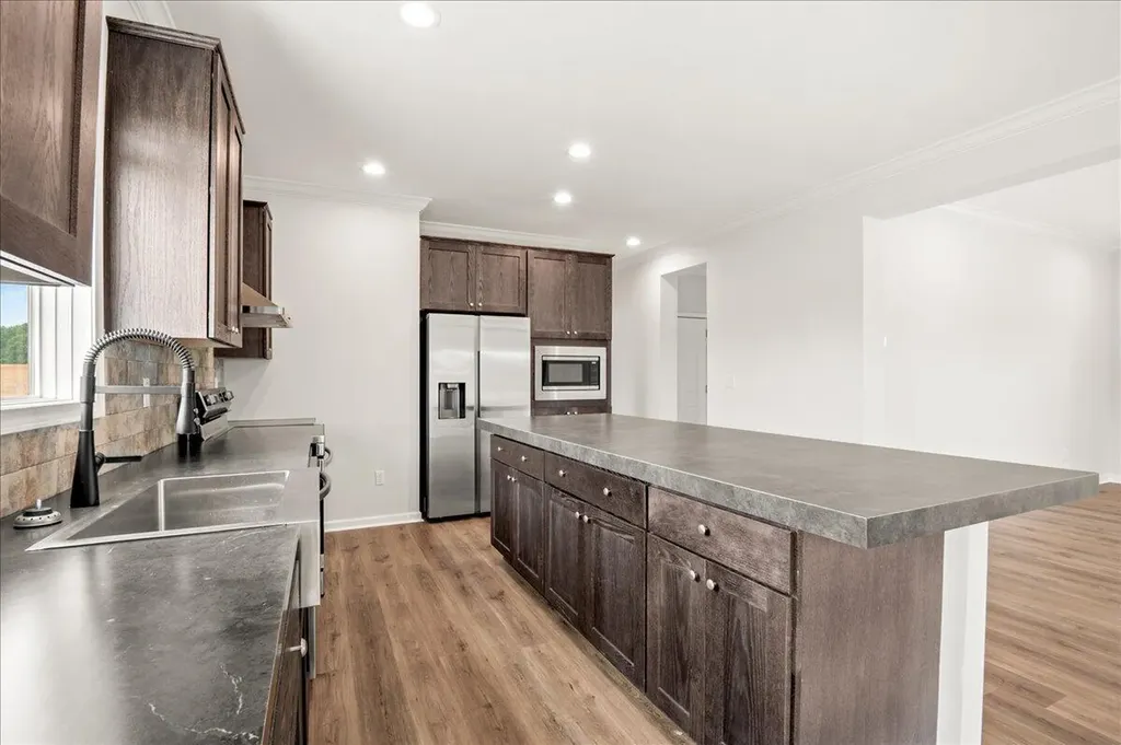 505 Sam Black Road London KY 40741