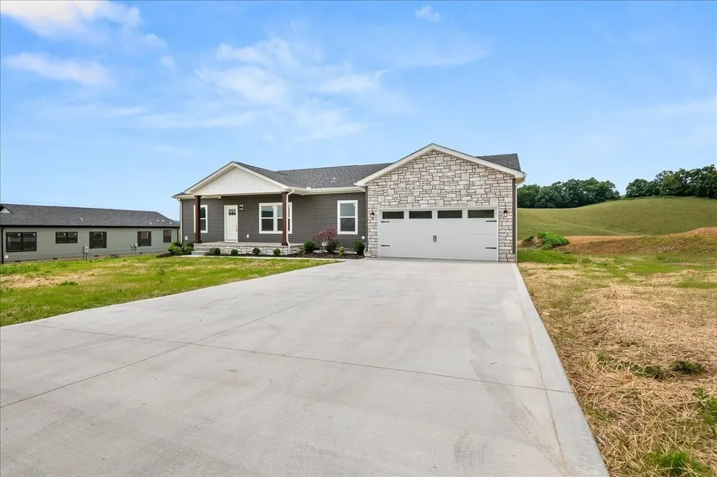 505 Sam Black Road London KY 40741