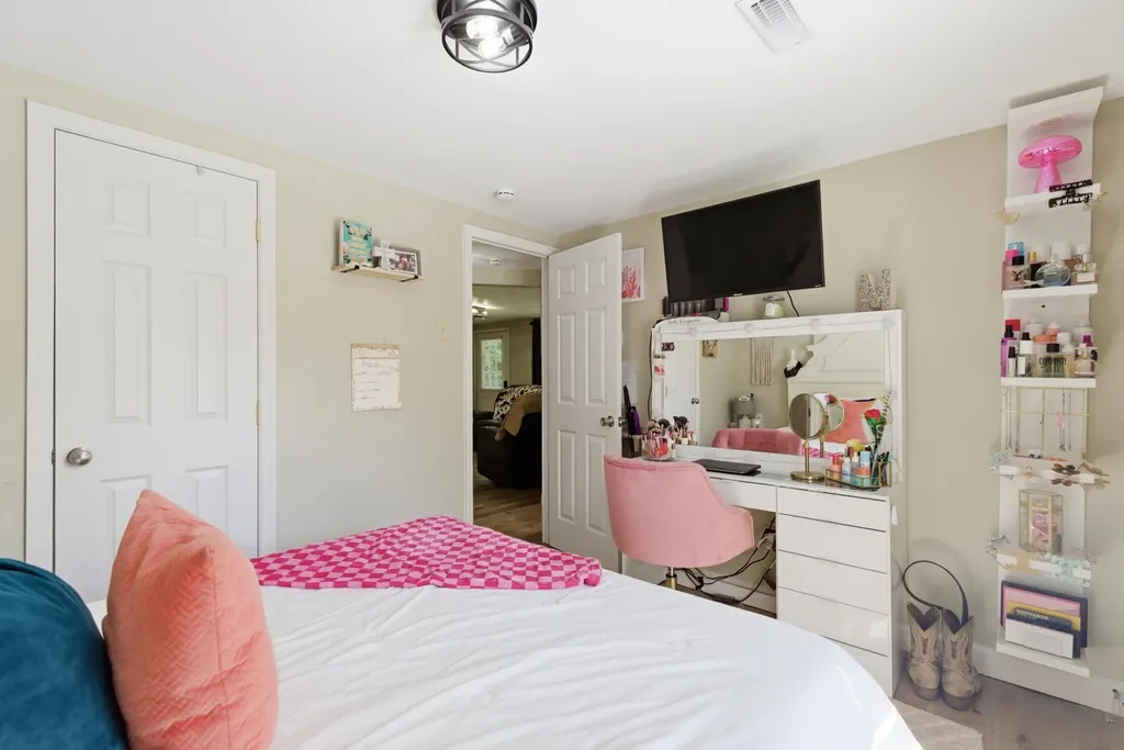 2255 S Tree Tower Road Sand Gap KY 40481