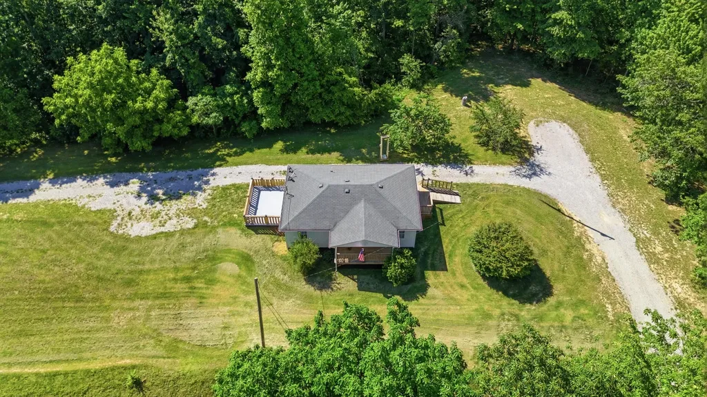 2255 S Tree Tower Road Sand Gap KY 40481