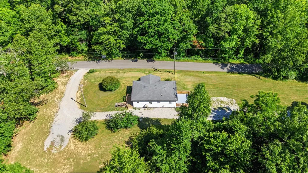 2255 S Tree Tower Road Sand Gap KY 40481