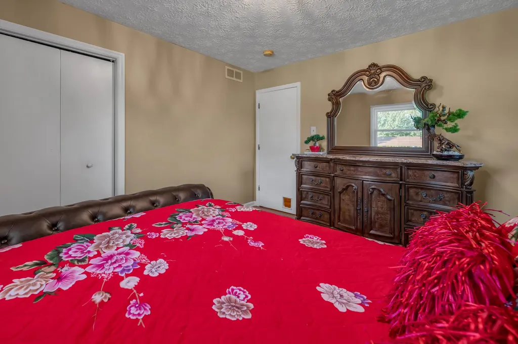3474 Ormond Circle Lexington KY 40517