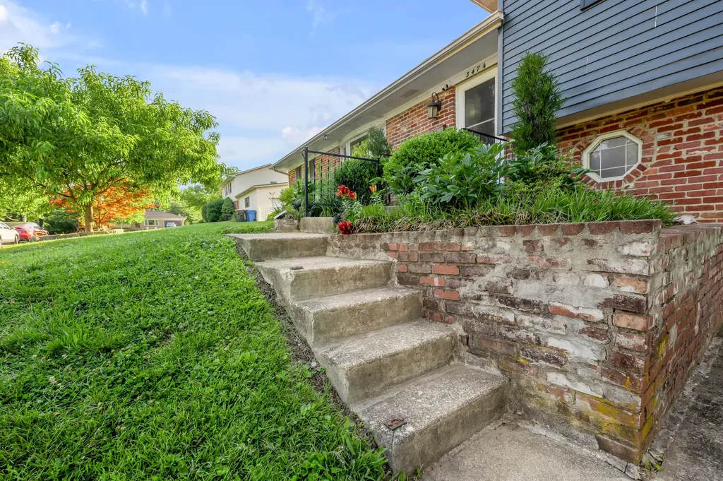 3474 Ormond Circle Lexington KY 40517