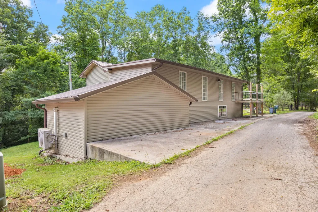 246 Fox Run Road Nancy KY 42544