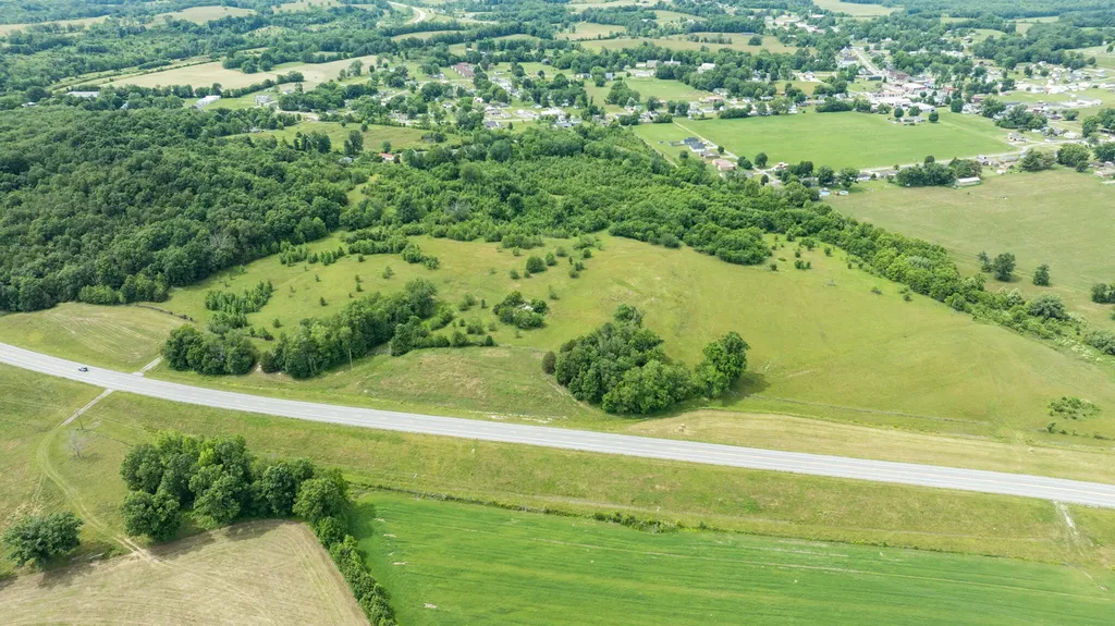 192A Fletcher Lane Crab Orchard KY 40419