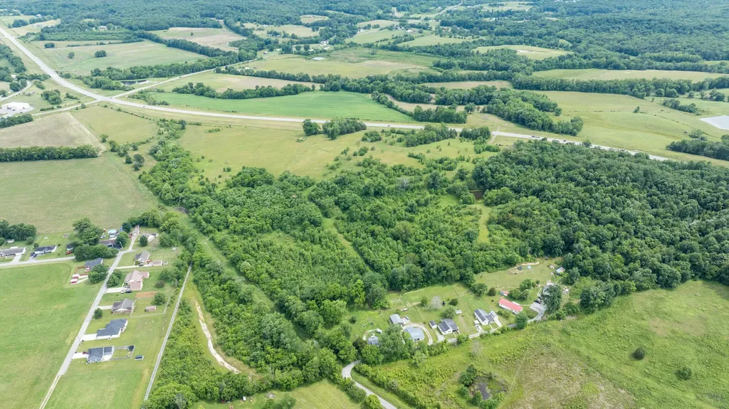 192 Fletcher Lane Crab Orchard KY 40419