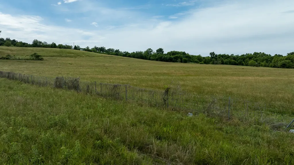 192 Fletcher Lane Crab Orchard KY 40419