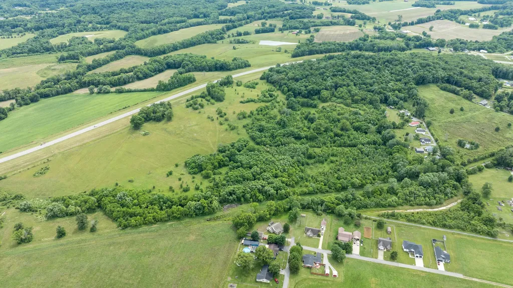 192 Fletcher Lane Crab Orchard KY 40419