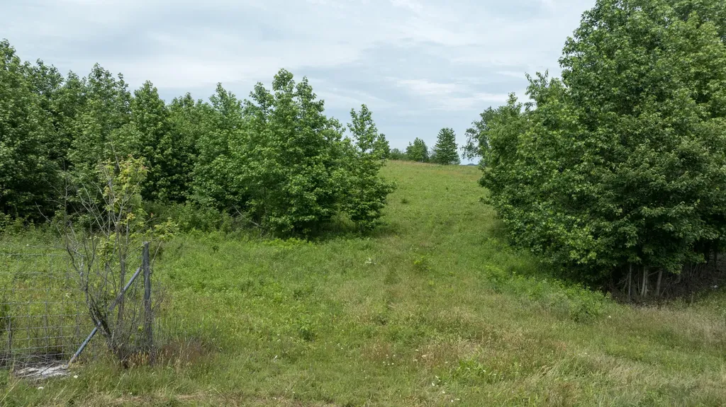 192 Fletcher Lane Crab Orchard KY 40419