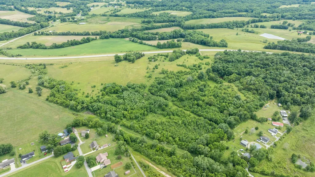 192 Fletcher Lane Crab Orchard KY 40419