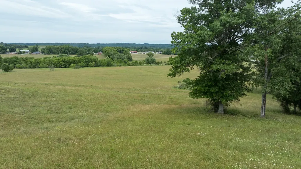 192 C Fletcher Lane Crab Orchard KY 40419