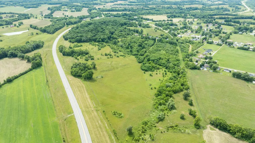 192 C Fletcher Lane Crab Orchard KY 40419
