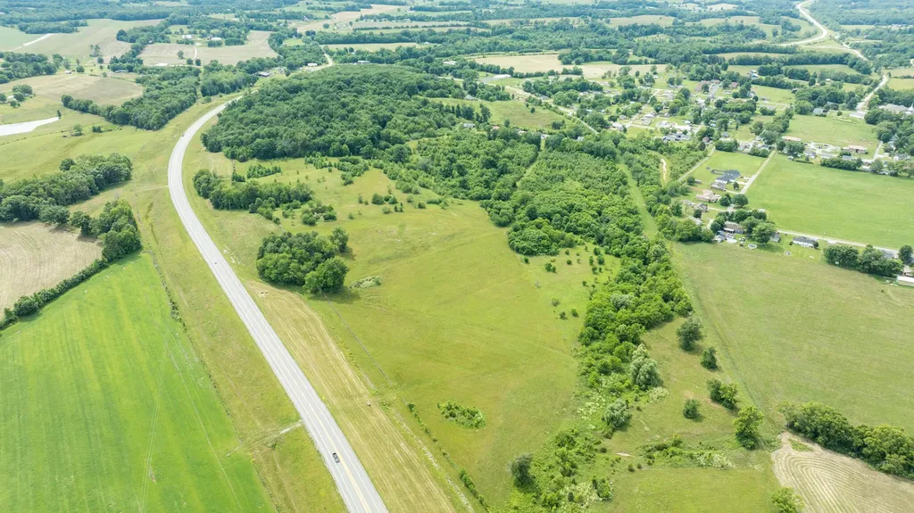 192 C Fletcher Lane Crab Orchard KY 40419