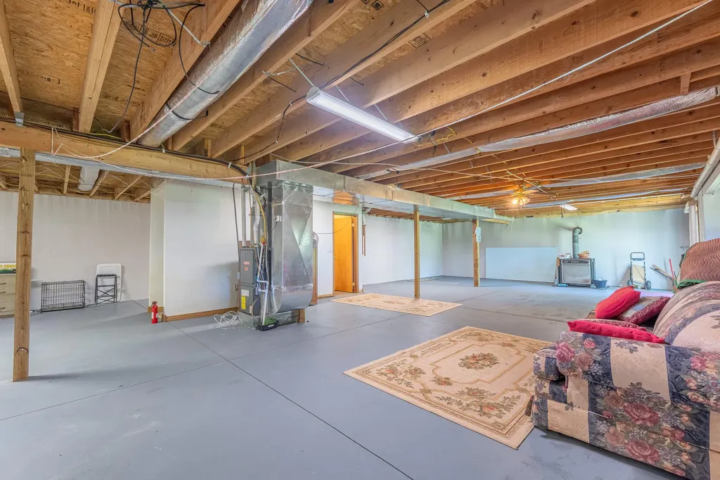 634 Josh Hill Road Pine Knot KY 42635