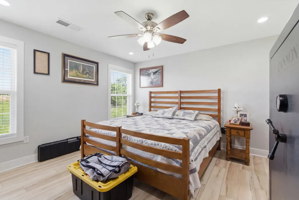 267 Brook Cove Berea KY 40403