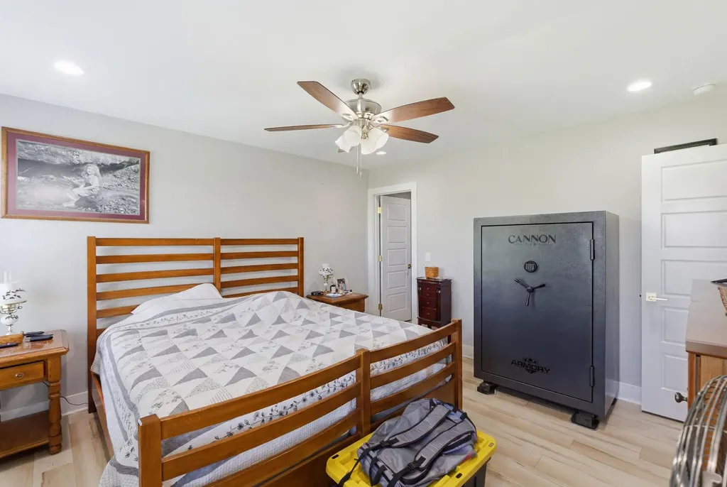 267 Brook Cove Berea KY 40403